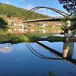 Travel Sleep & L Ruhige Uebernachtung Mit Main-blick Und Garten L Und Gaestezimmer * Neustadt am Main