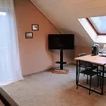 Travel Sleep & L Ruhige Uebernachtung Mit Main-blick Und Garten L Und Gaestezimmer Neustadt am Main