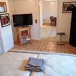Travel Sleep & L Ruhige Uebernachtung Mit Main-blick Und Garten L Und Gaestezimmer