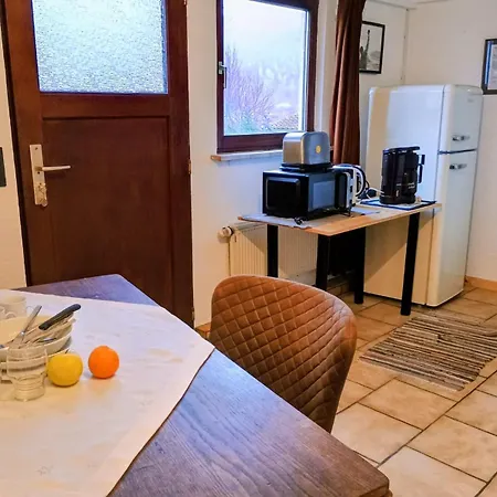 Travel Sleep & L Ruhige Uebernachtung Mit Main-blick Und Garten L Und Gaestezimmer