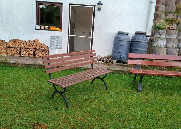 Travel Sleep & L Ruhige Uebernachtung Mit Main-blick Und Garten L Und Gaestezimmer Apartamento *
